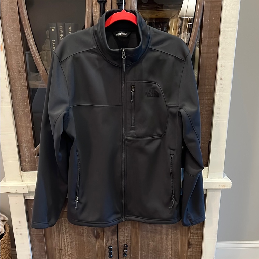 The North Face Men's Black Softshell Jacket